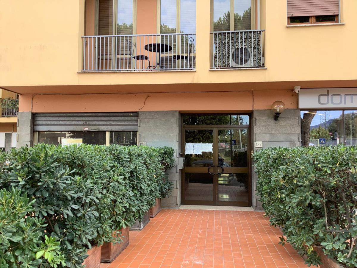 Lusa Suite With Free Private Parking Firenze Eksteriør billede