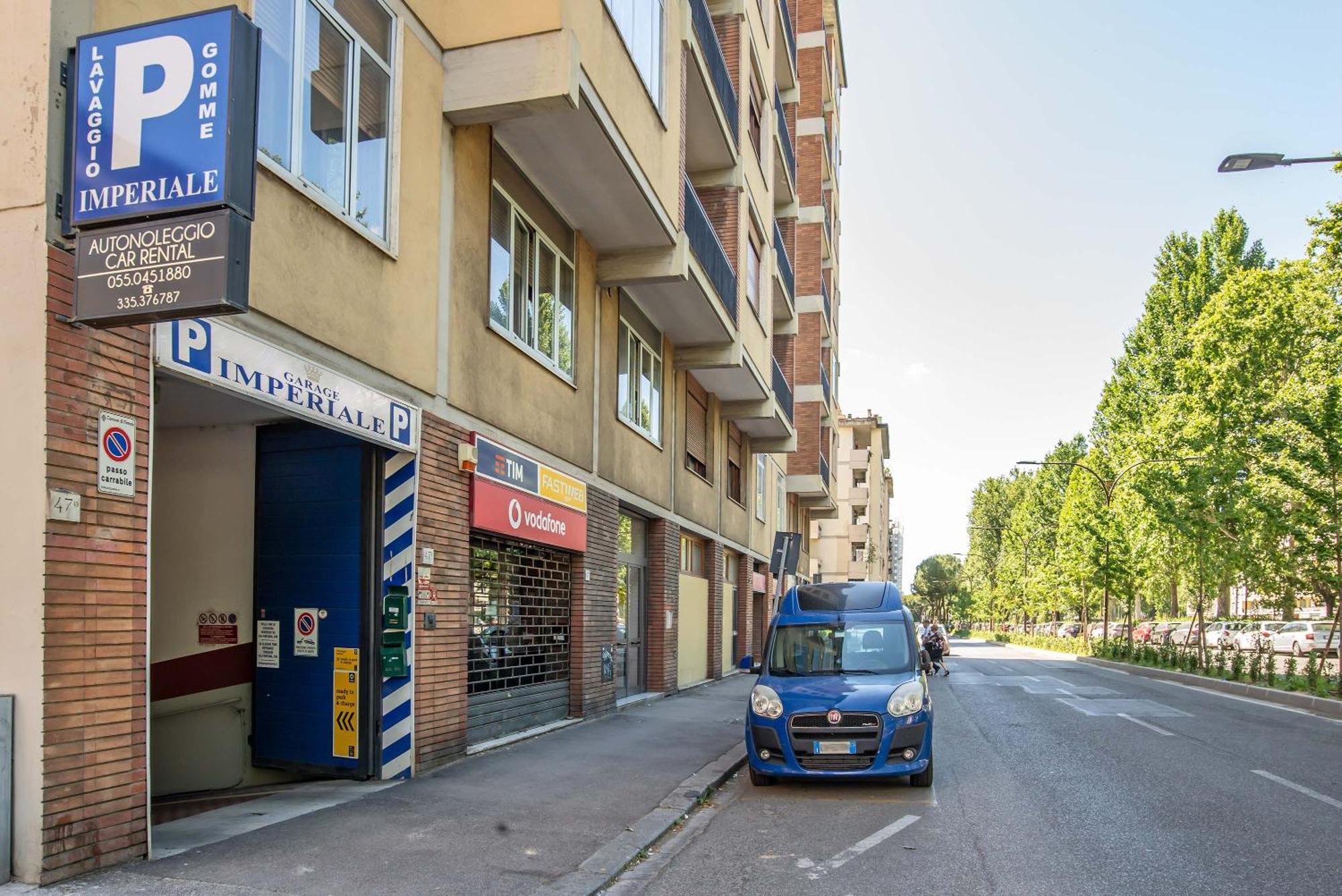 Lusa Suite With Free Private Parking Firenze Eksteriør billede